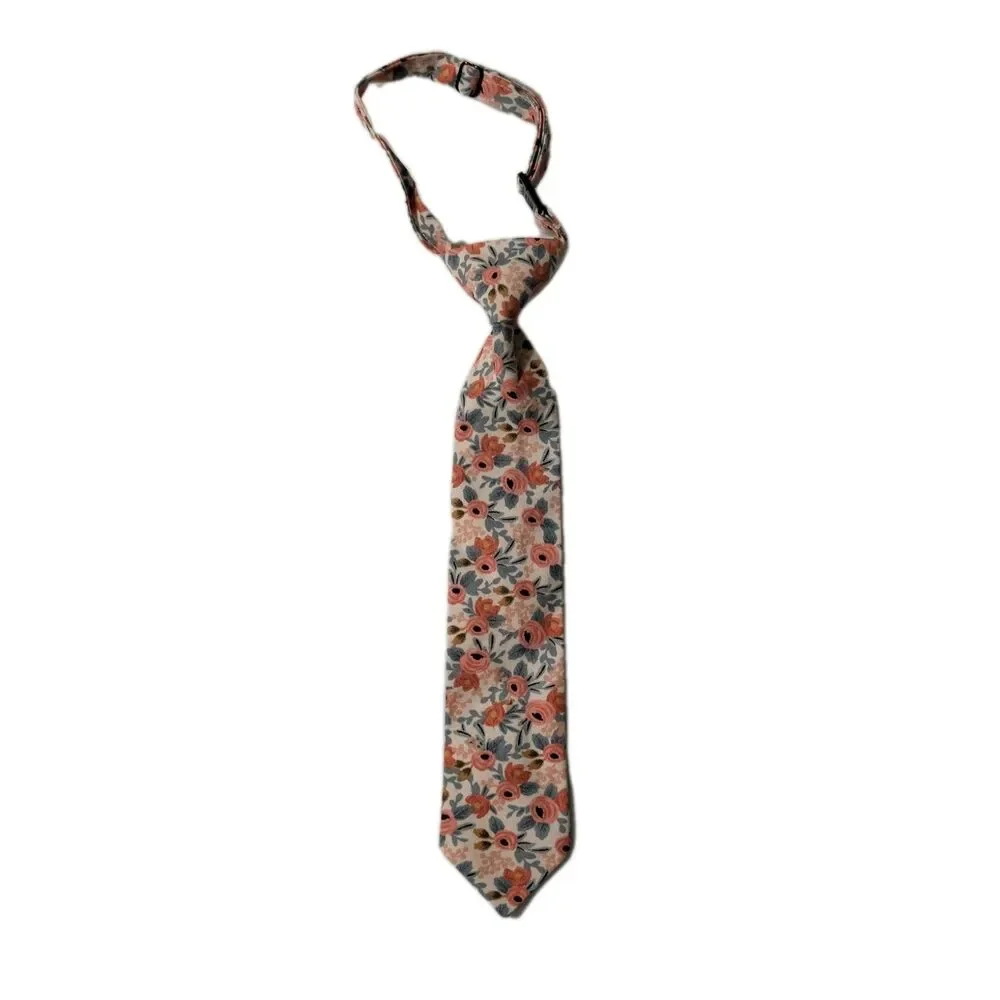 The Belle and The Beau- 2T Kids Tie | Rosa in Peach Color